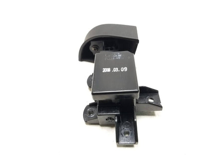 17 18 Kia Forte Glove Box Opener Release Button OEM