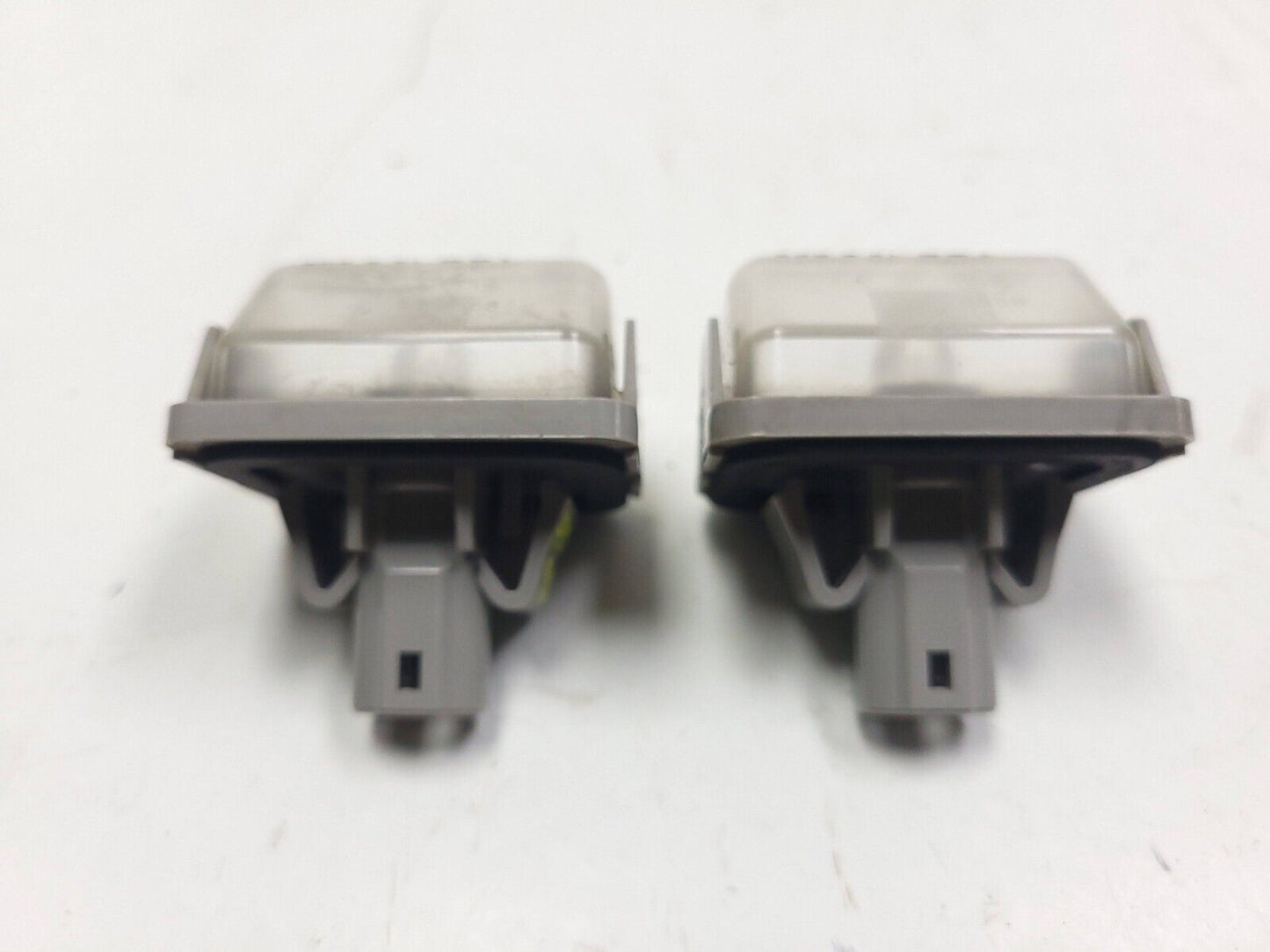 2007 - 2009 Mazda Cx-7 Rear License Plate Light Lamp Pair OEM