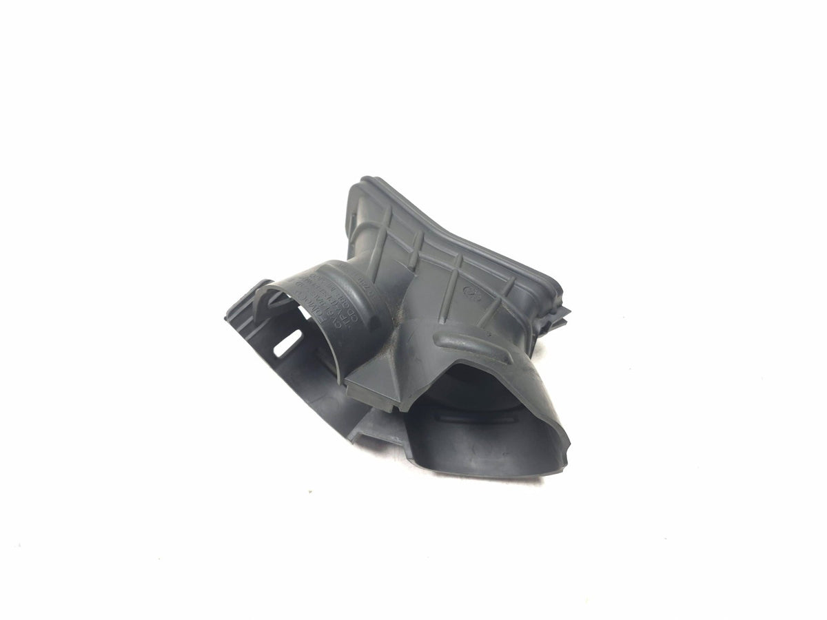 2013 Ford Focus St 2.0l Air Intake Tube Hose Cv6z-9c675-a OEM