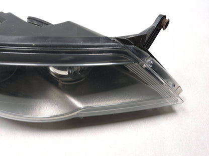 2011 Volkswagen Tiguan Headlight Left & Right Xenon OEM