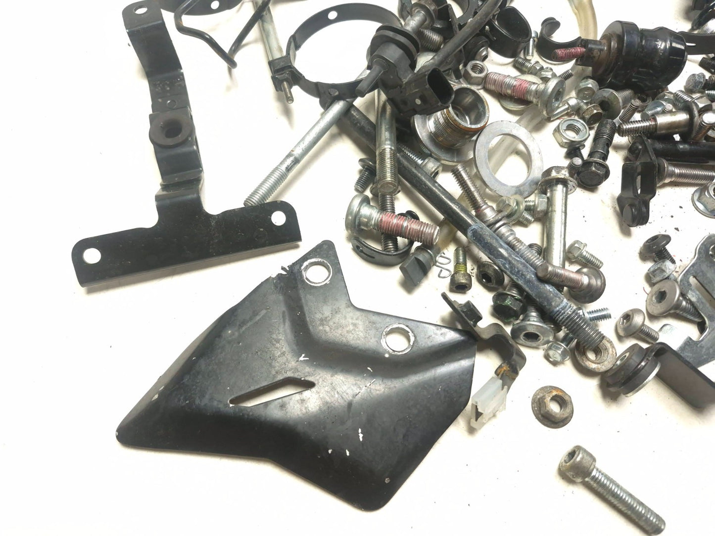 2022 Kawasaki Ninja Ex650 Misc Bolt & Hardware Bracket OEM