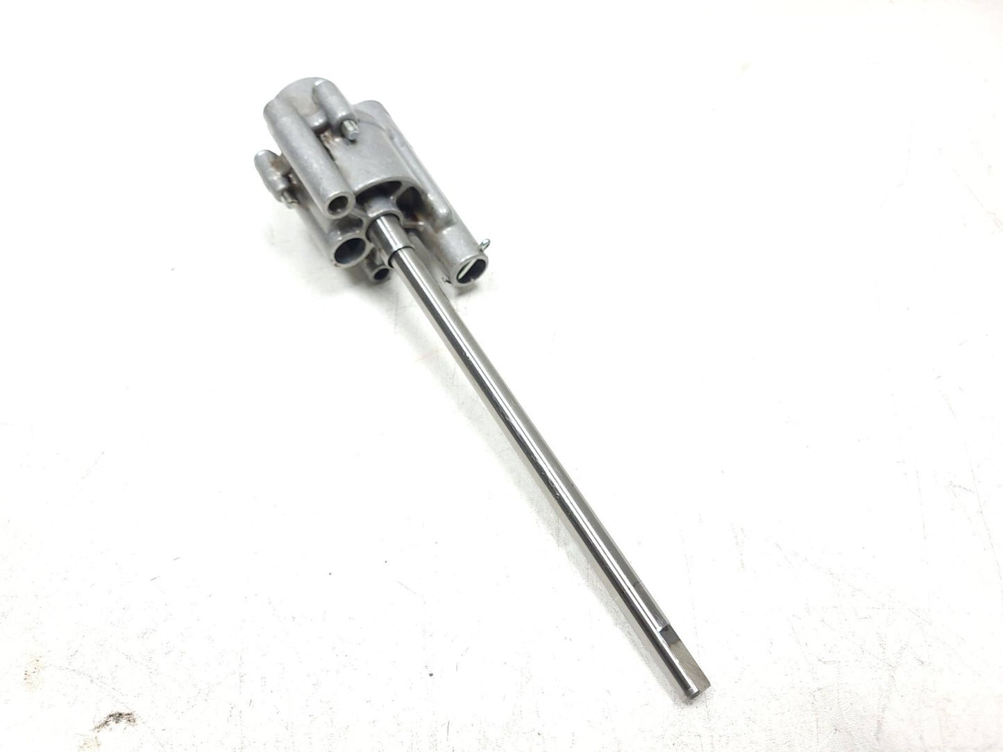 1984 - 1987 Honda Gl1200 Goldwing Oil Pump 15110-mg9-000 OEM