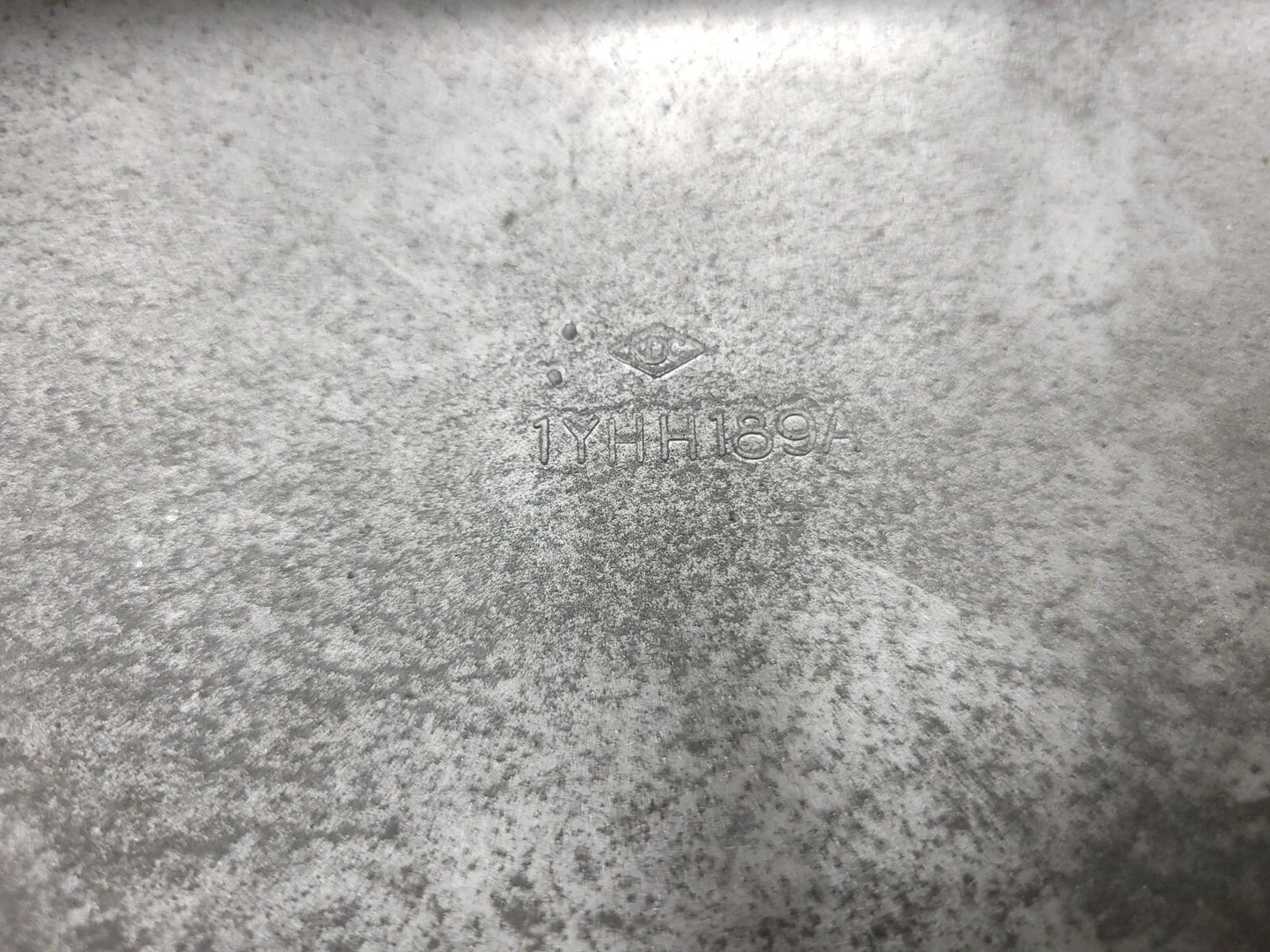 01 - 10 Yamaha V Star 650 Xvs650 Classic Left Engine Cover OEM