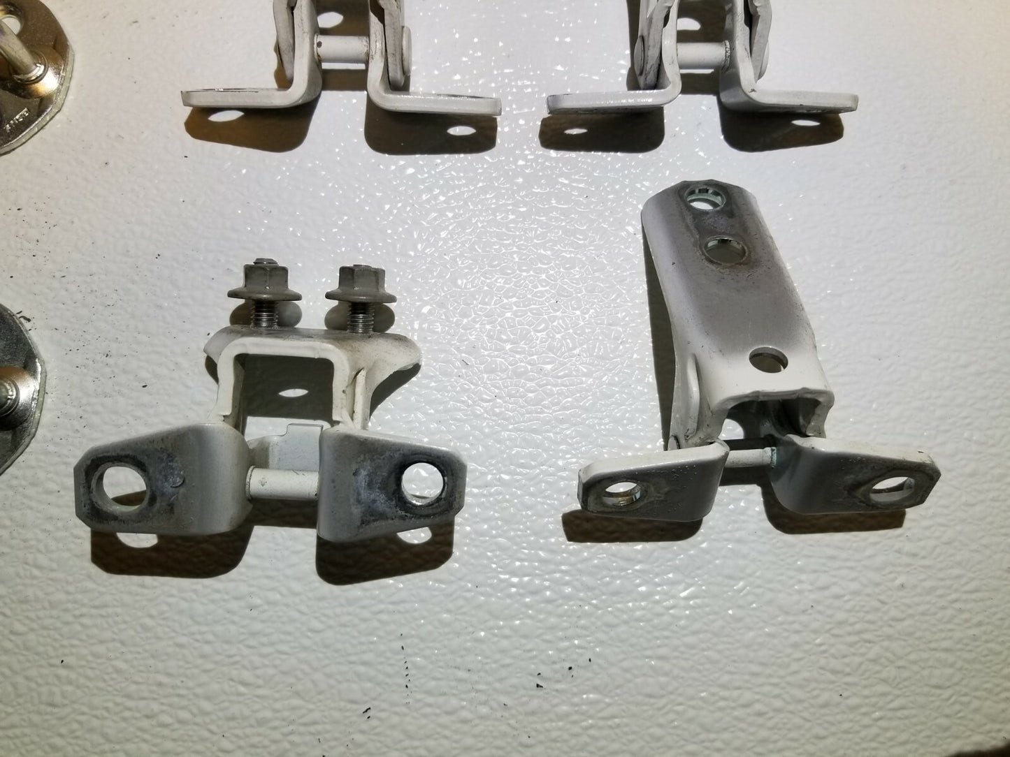 10 11 12 13 14 15 Mitsubishi Lancer Front & Rear Door Hinge Passenger Side OEM