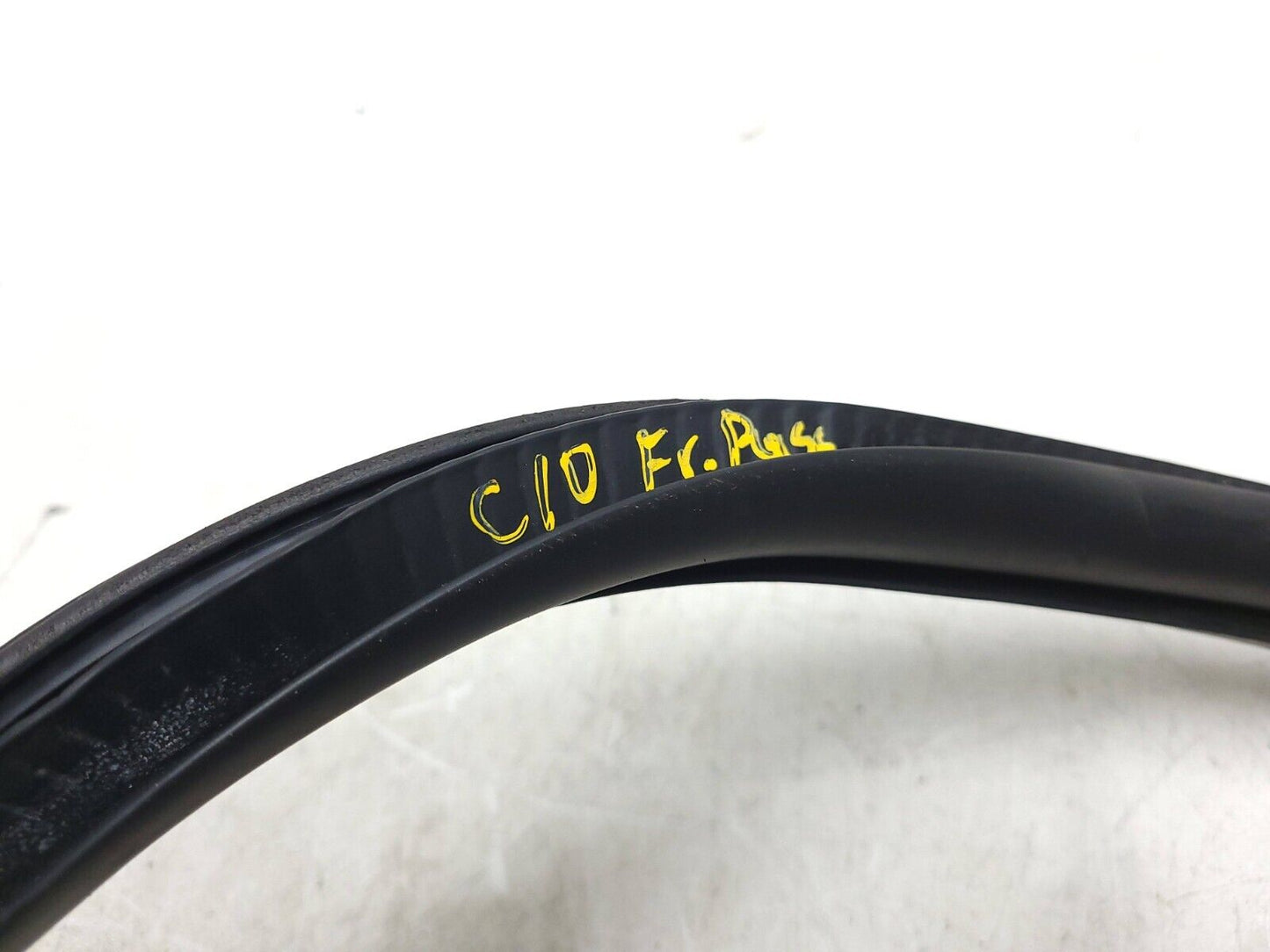 10-14 Chevrolet Suburban Door Weatherstrip Seal Front Passenger Side Right OEM