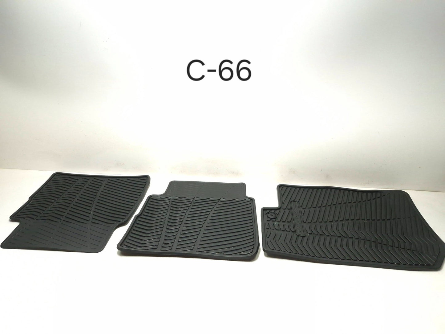 2012 Hyundai Sonata Floor Rubber Mat 3pcs OEM