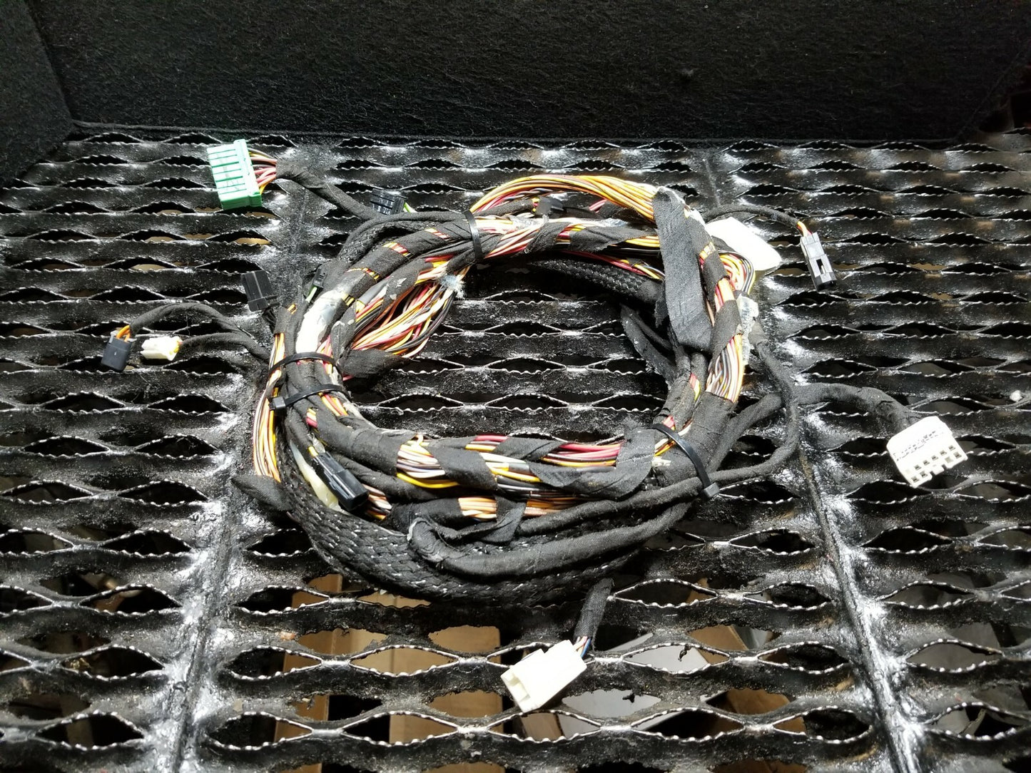 2008 Jeep Grand Cherokee Roof Wire Harness OEM