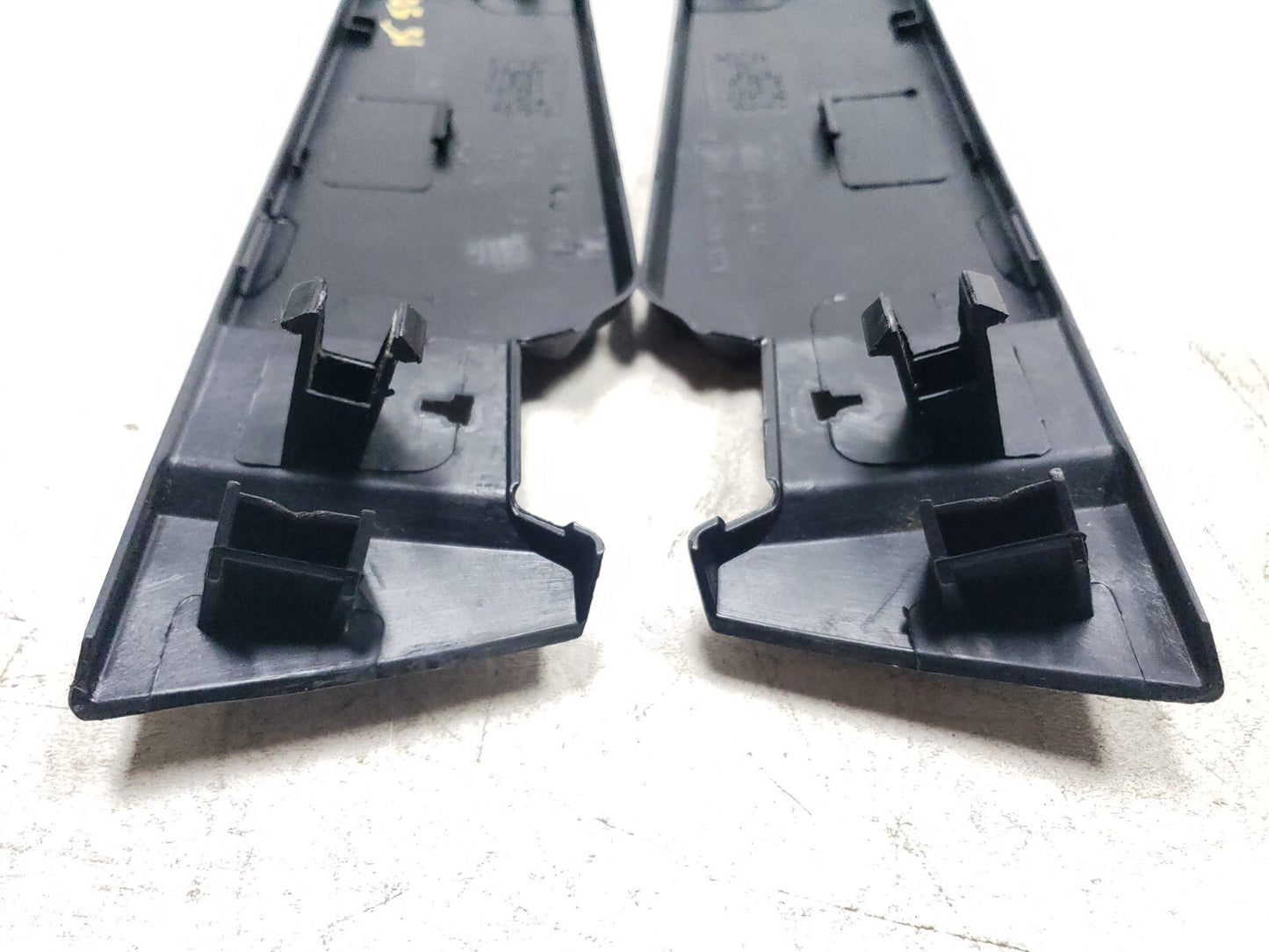 2015 Fiat 500 Roof Strip Molding Trim Rear Left & Right  OEM