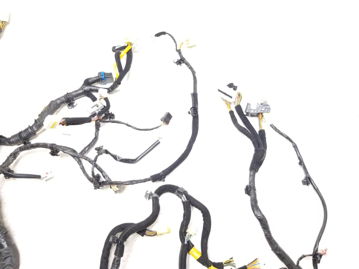 2014 - 2019 Kia Soul Dashboard Instrument Panel Wiring Harness OEM