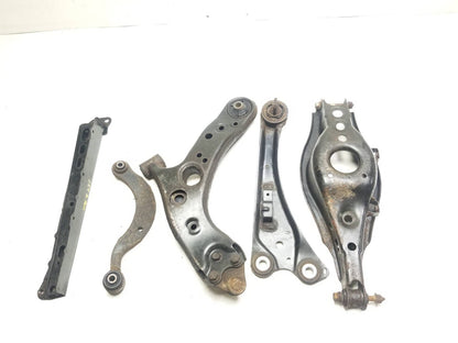 11-17 Lexus CT200h Rear Control Arm Passenger Side 5pcs Oem✅
