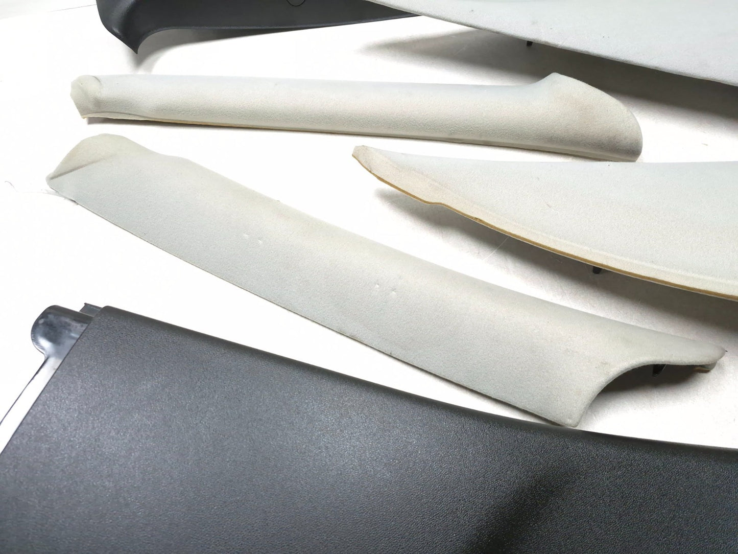 2007 Saab 9-5 Aero A-pillar & B-pillar & C-pillar Molding Trim Kit OEM