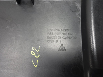 2013 Cadillac Escalade Vortec Engine Cover 6.2l OEM