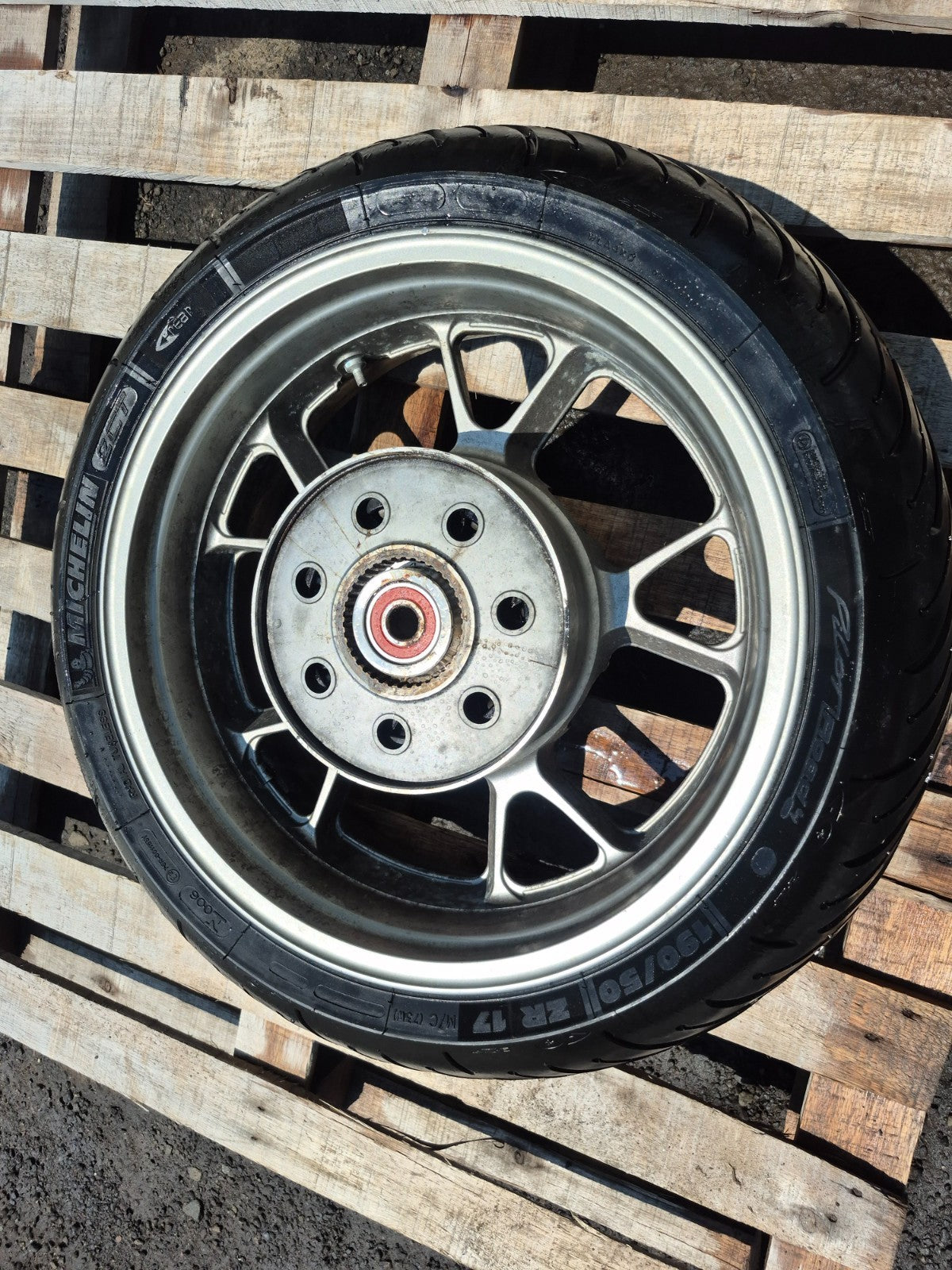 2009 Kawasaki Concours 14 Zg1400 Rear Wheel Rim & Tre OEM