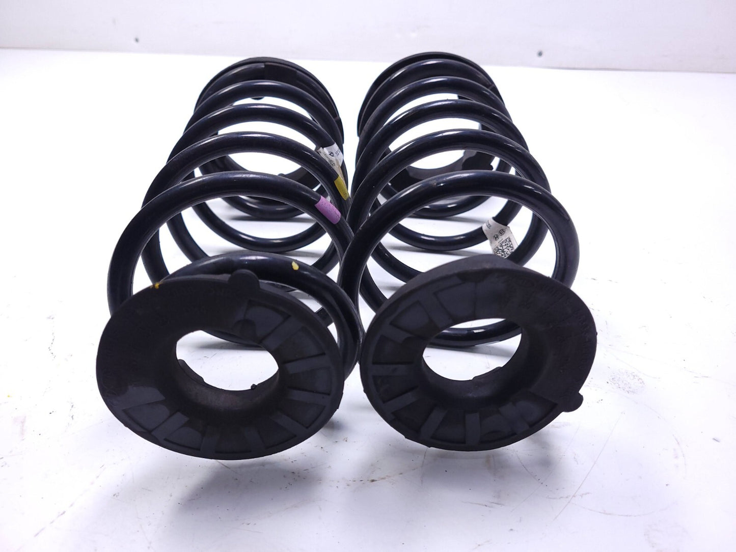 2020 Hyundai Venue Rear Coil Spring 2pcs OEM