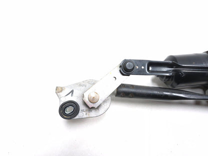 2013 Hyundai Genesis Windshield Wiper Motor W/ Linkage OEM