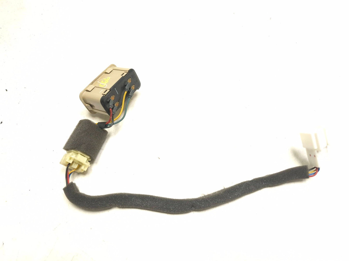 2012 Hyundai Sonata Fuel Door & Trunk Lid Control Switch OEM
