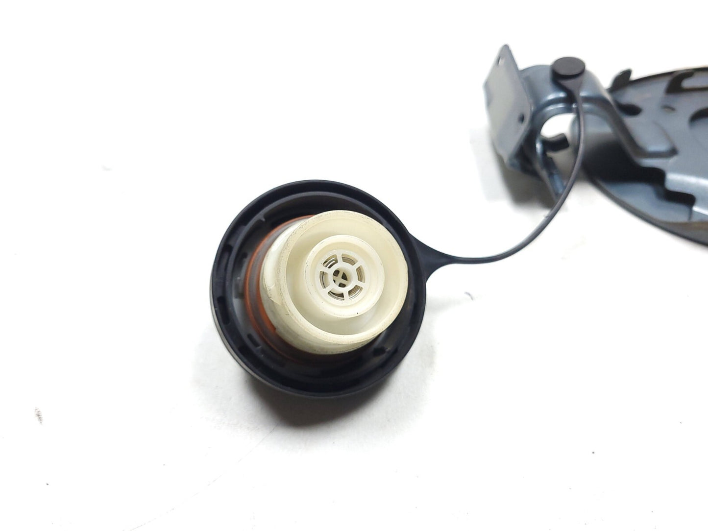 2010 - 2015 Mazda Cx-9 Fuel Tank Door Lid Filler Cap OEM