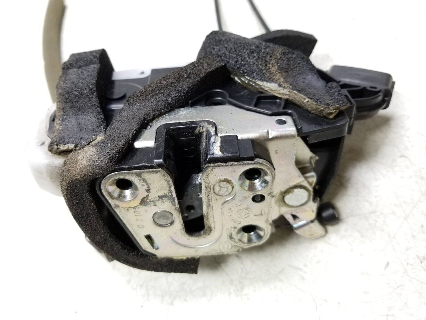 2011-2017 Nissan Juke Door Lock Actuator & Handle Front Driver Side Left OEM