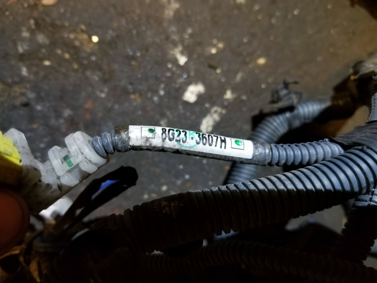 2009 Toyota Scion Xb Under Hood Fuse Box Wire Harness W/ Fuse Box OEM
