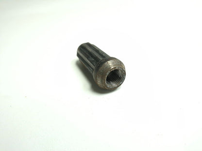 2013 Cadillac Escalade Esv Wheel Lug Nut Bolt W/ Key OEM