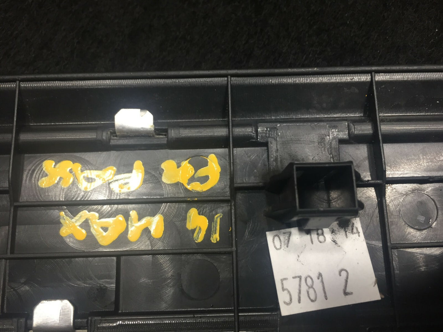 09 10 11 12 13 14 Nissan Maxima Front Right Pass Door Sill Scuff Plate Trim OEM