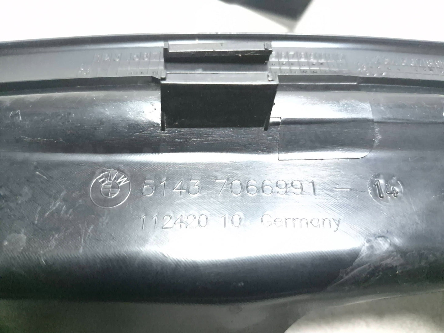 2011 BMW E90 328xi Rear Door Scuff Sill Trim Left & Right OEM