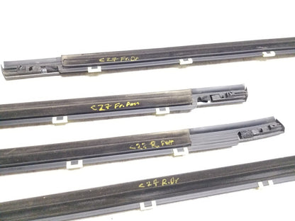 2014 - 2019 Kia Soul Door Glass Belt Seal Molding Set OEM