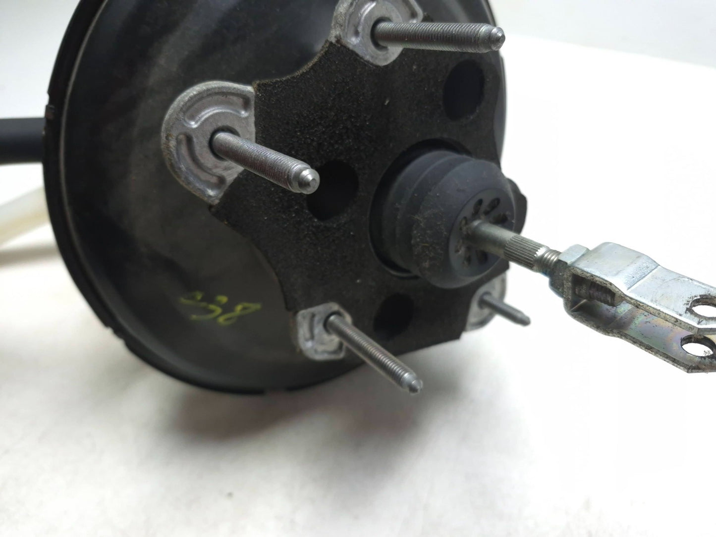 2015 Nissan Juke Power Brake Booster W/ Master Cylinder OEM