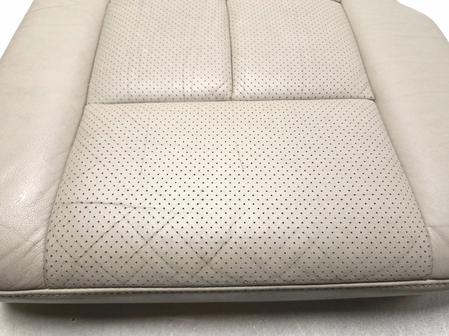 2008 Lincoln Navigator Rear 2nd Row Seat Cushion Bottom Lower 3pcs OEM