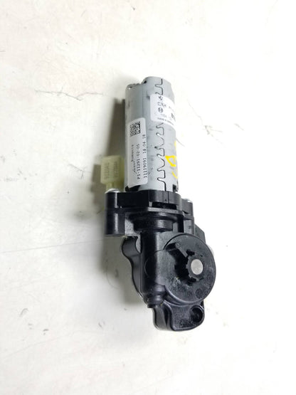 2018 BMW 330xi F30 Seat Adjustment Motor Front Passenger Side Right OEM