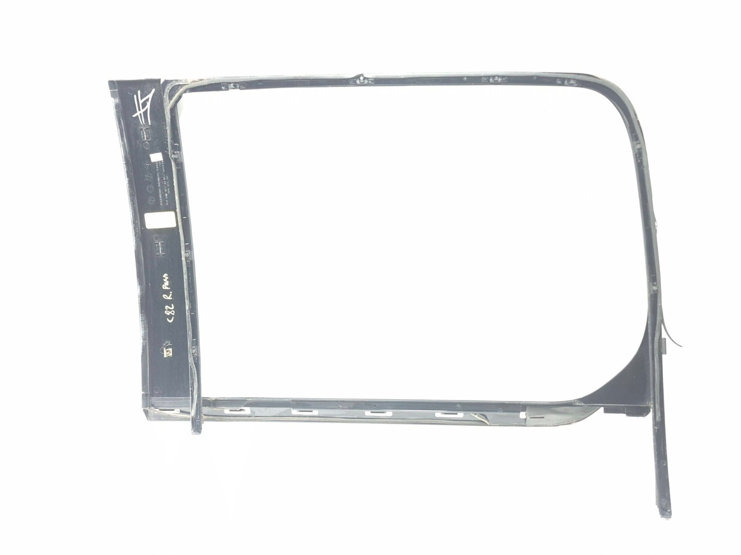 2013 Cadillac Escalade Esv Rear Door Window Molding Right Passenger Side OEM