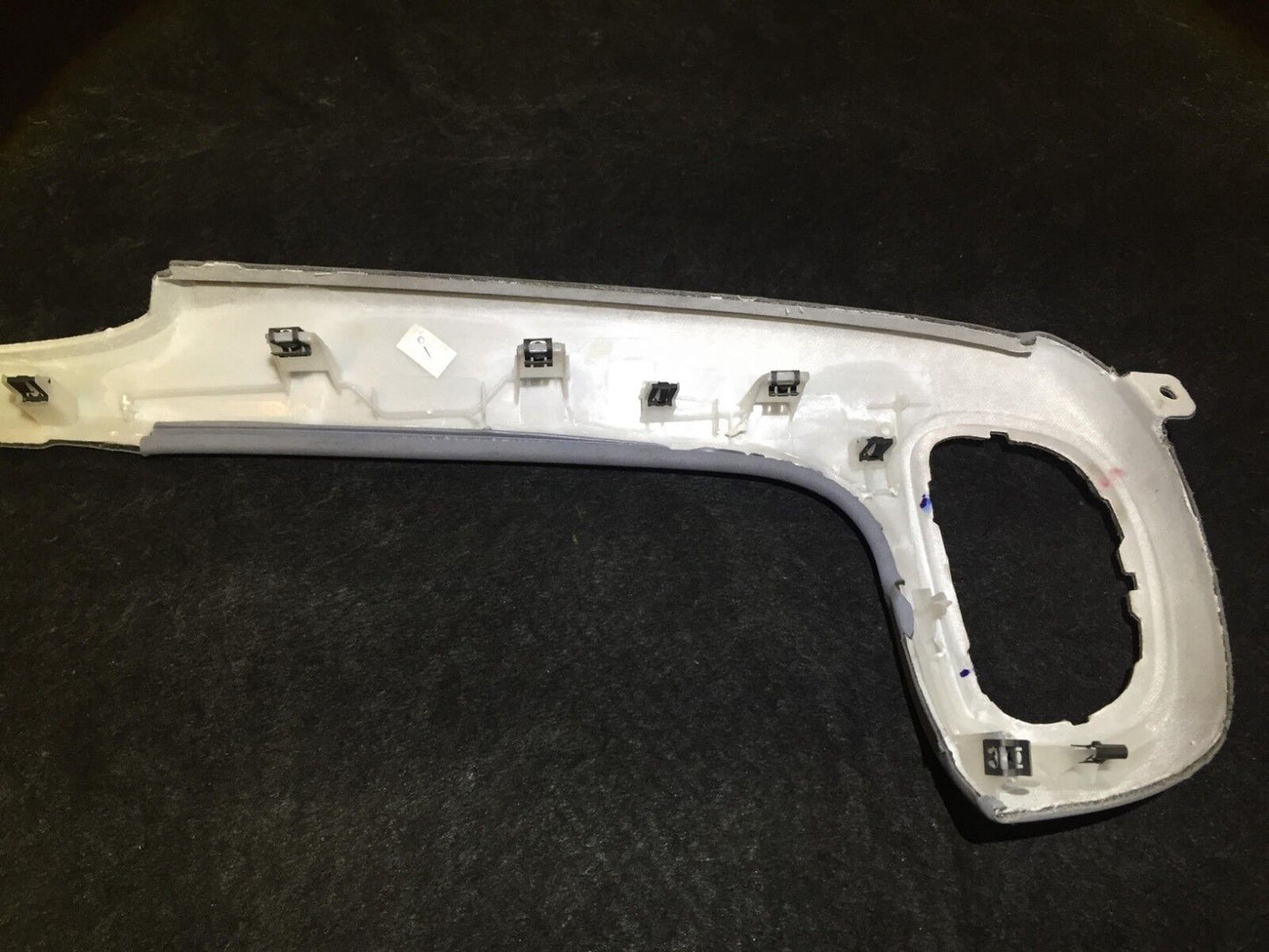 14-17 Fiat 500l Dash Air Vent Trim Bezel Right Passenger Side OEM