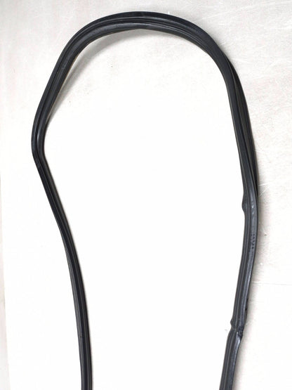 2018 Chrysler 300 Trunk Lid Weatherstrip Seal OEM