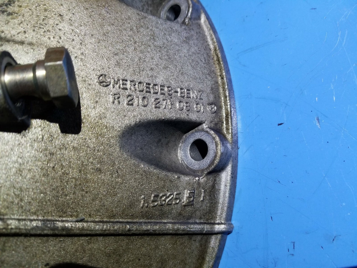 2001 Mercedes Benz Ml 320 Automatic Transmission Housing W/ Oil Pump OEM
