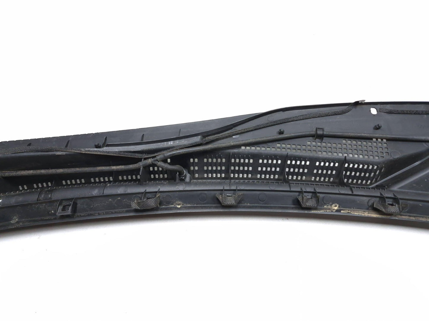 2013 Hyundai Genesis Coupe Windshield Wiper Motor Cover Cowl OEM