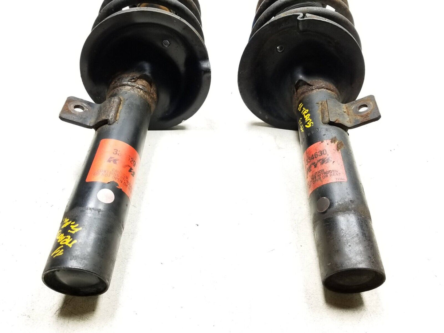 10 - 13 Ford Transit Connect Front Shock Strut Absorber Pair *kyb*