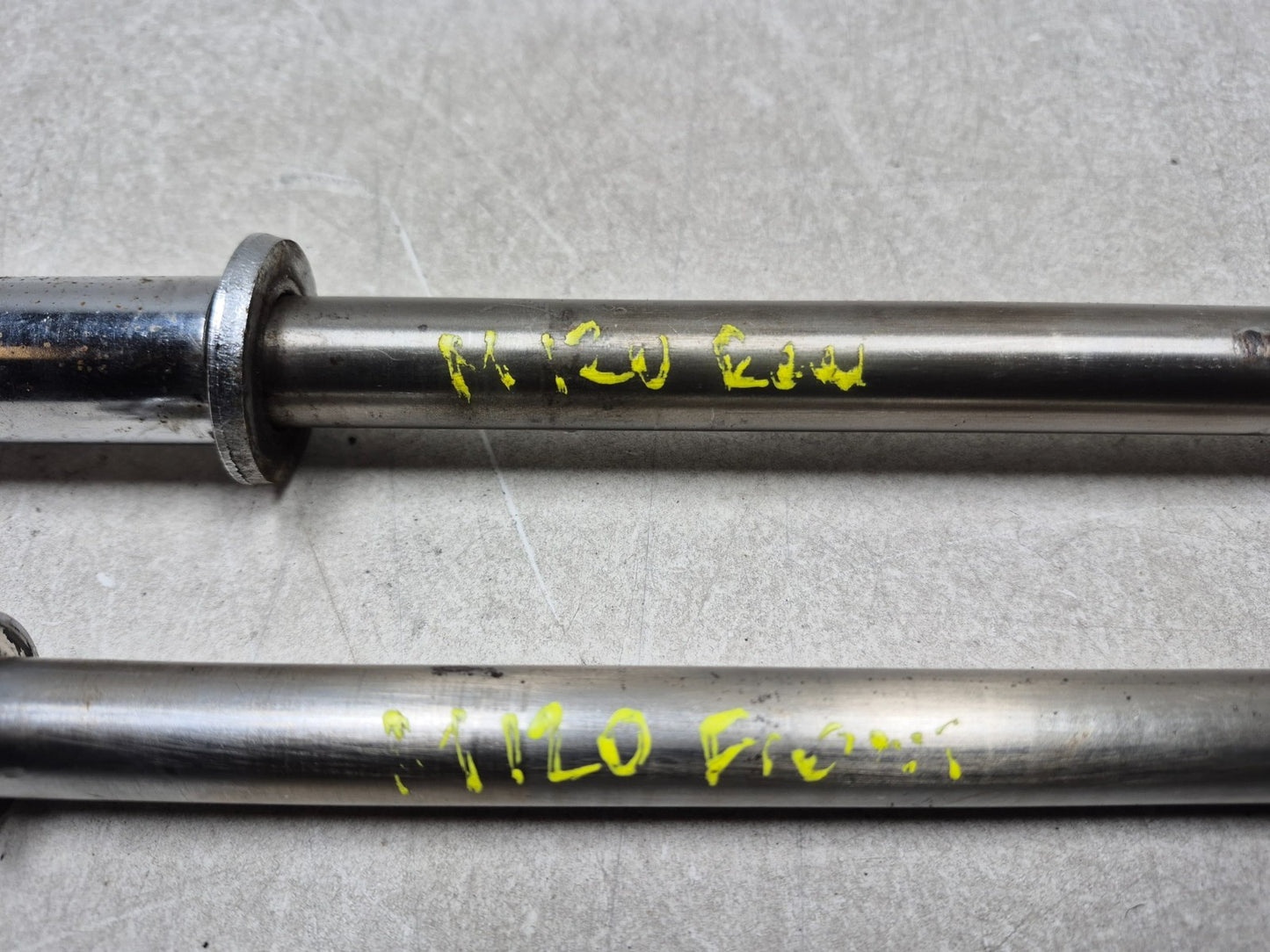 1994 Yamaha Virago Xv1100 Rear & Front Wheel Axle Pair OEM