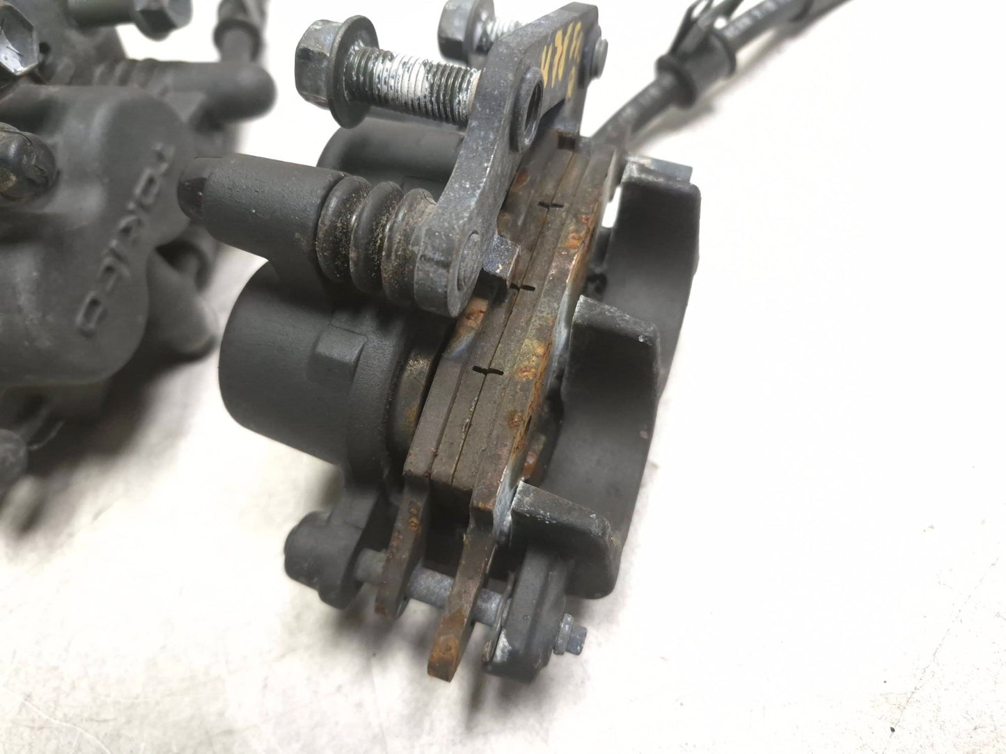 2006 Suzuki Katana Gsx600f Front Left & Right Brake Caliper Pair OEM