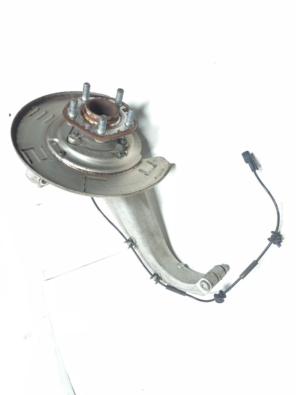 2019 Tesla Model 3 RWD Front Spindle Knuckle Wheel Hub Passenger Side Right OEM