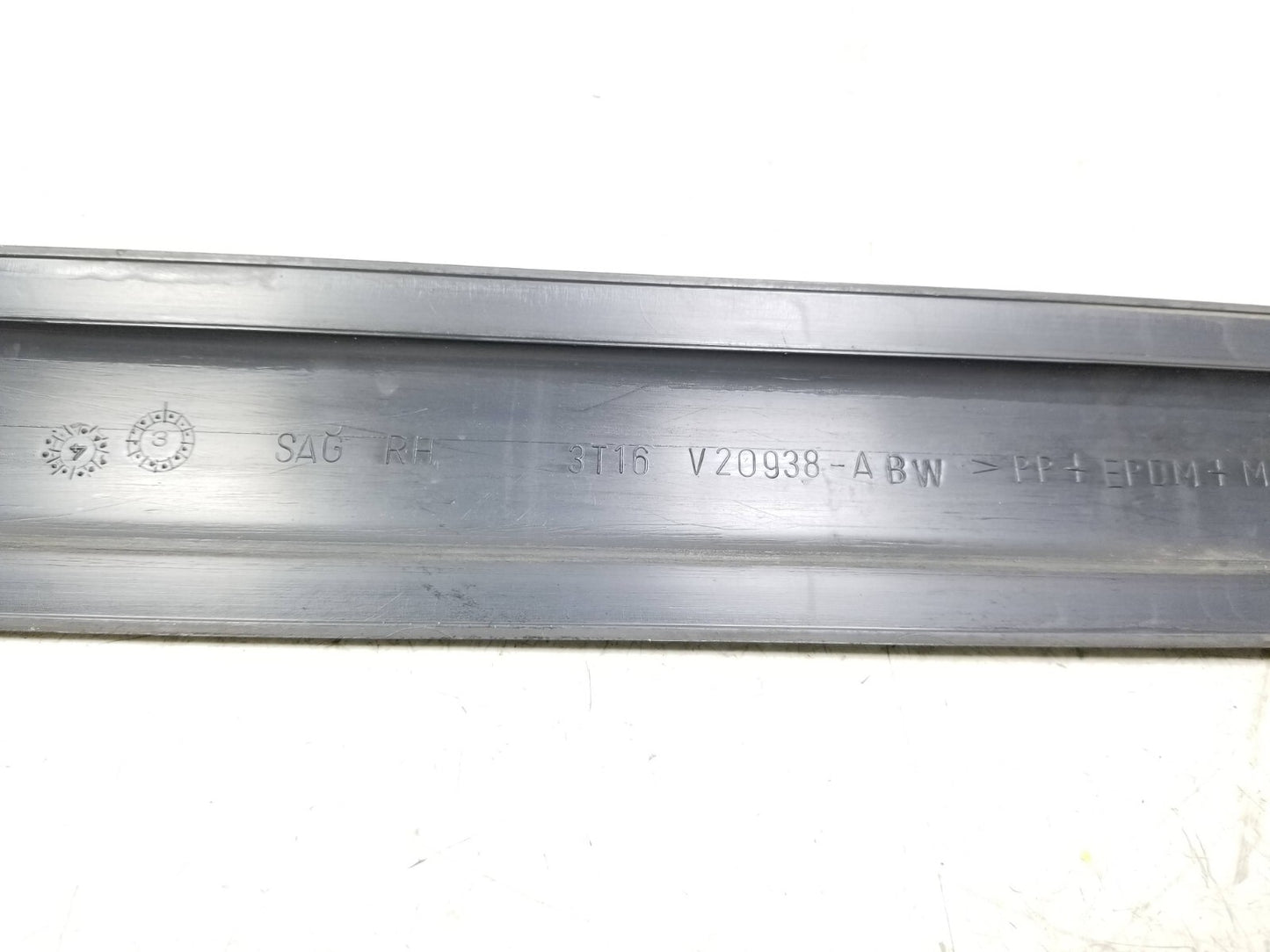 10 - 13 Ford Transit Connect Door Molding 4pcs OEM