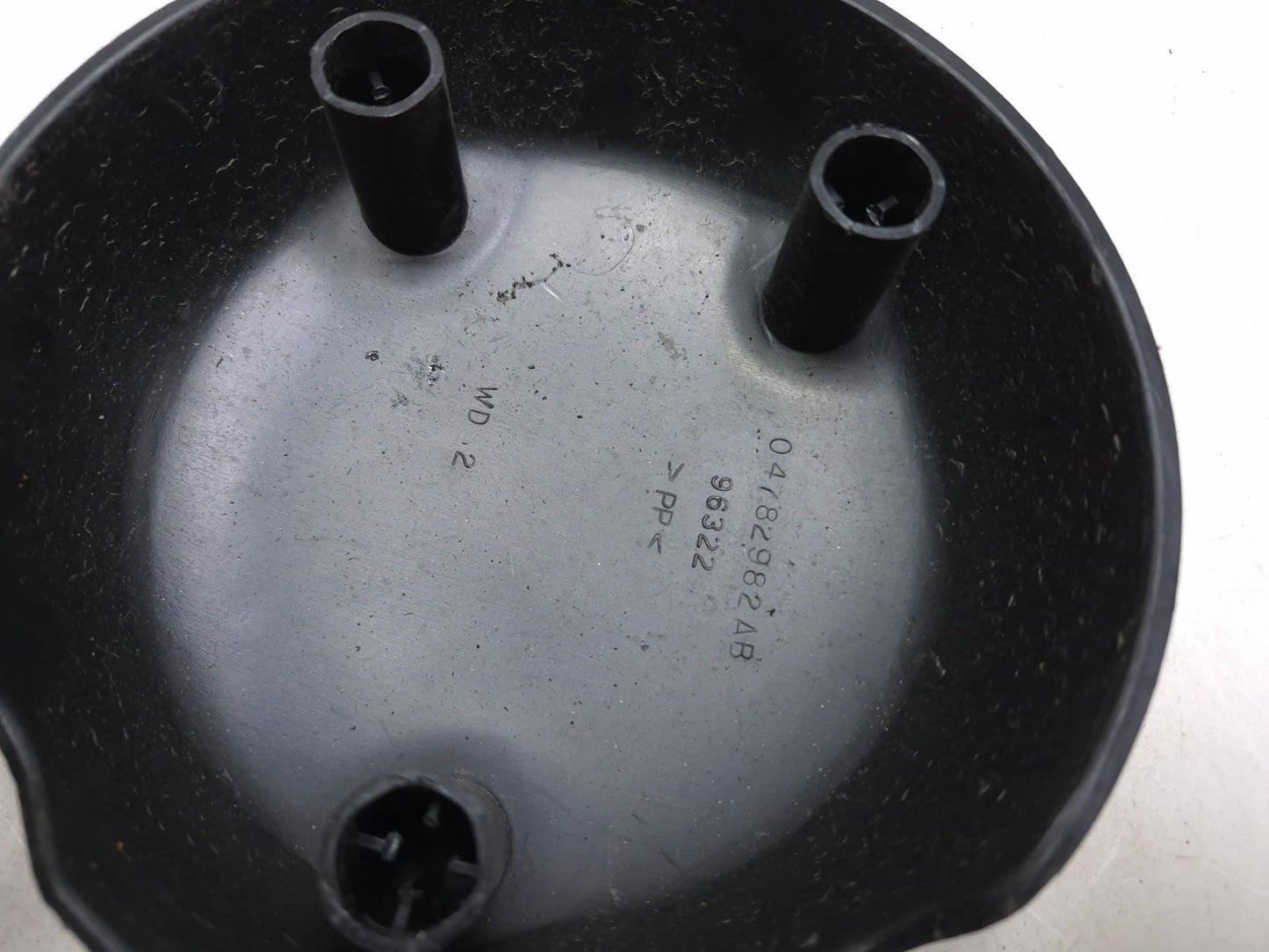 2020 Dodge Challenger 5.7l Strut Tower Cover Cap Front Left & Right Pair OEM