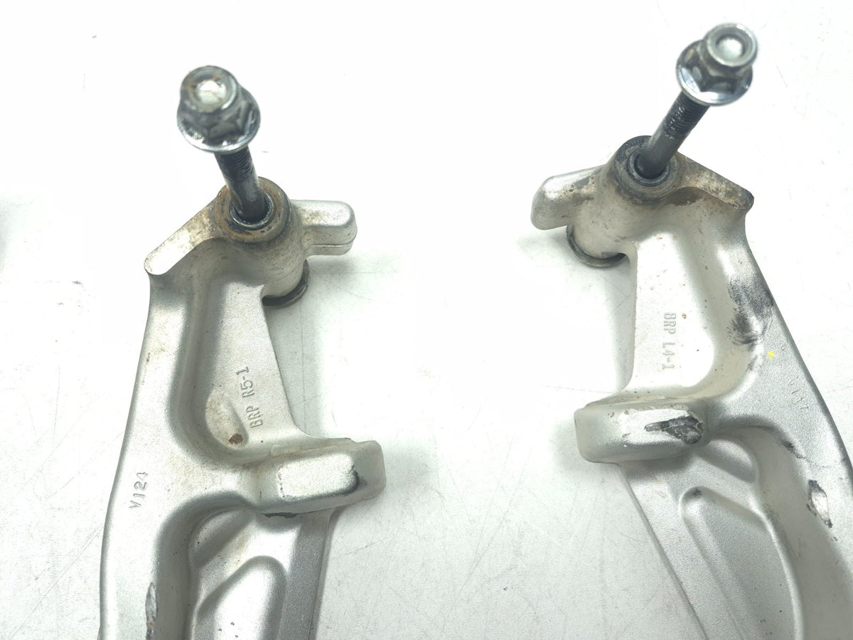 2008-2013 Ski-doo Mxz Summit Renegade Ski Leg Spindle & Loop Handle Left & Right