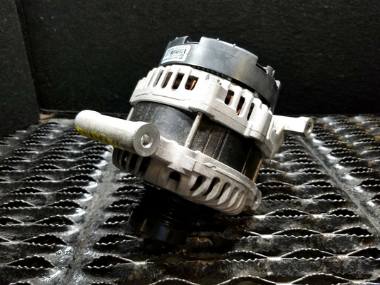 2017 Chevrolet Malibu Alternator OEM