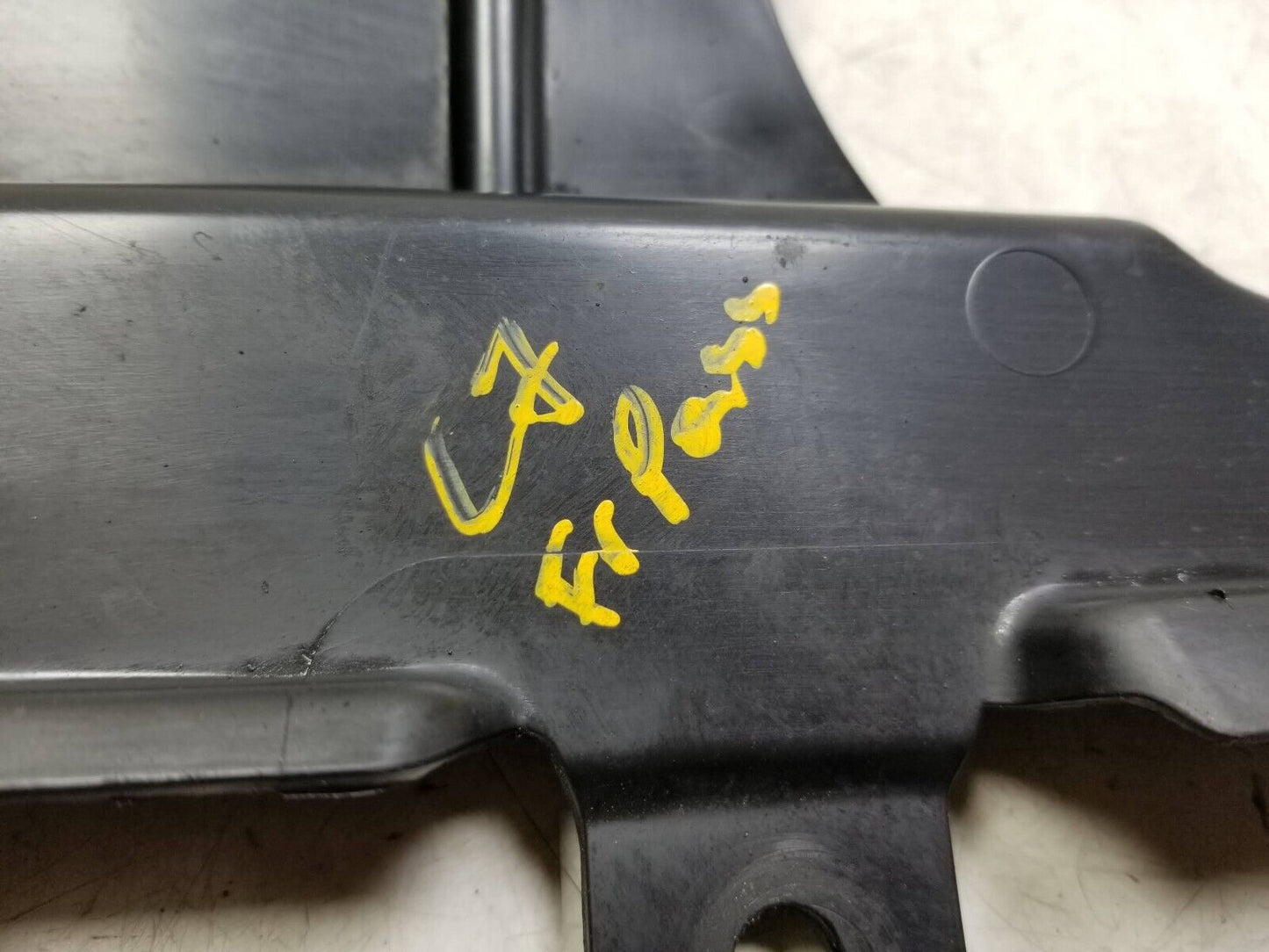 2007 - 2013 BMW X5 X6 E70 X5 X6 Steering Gear Top Cover Shield Panel  2pcs OEM