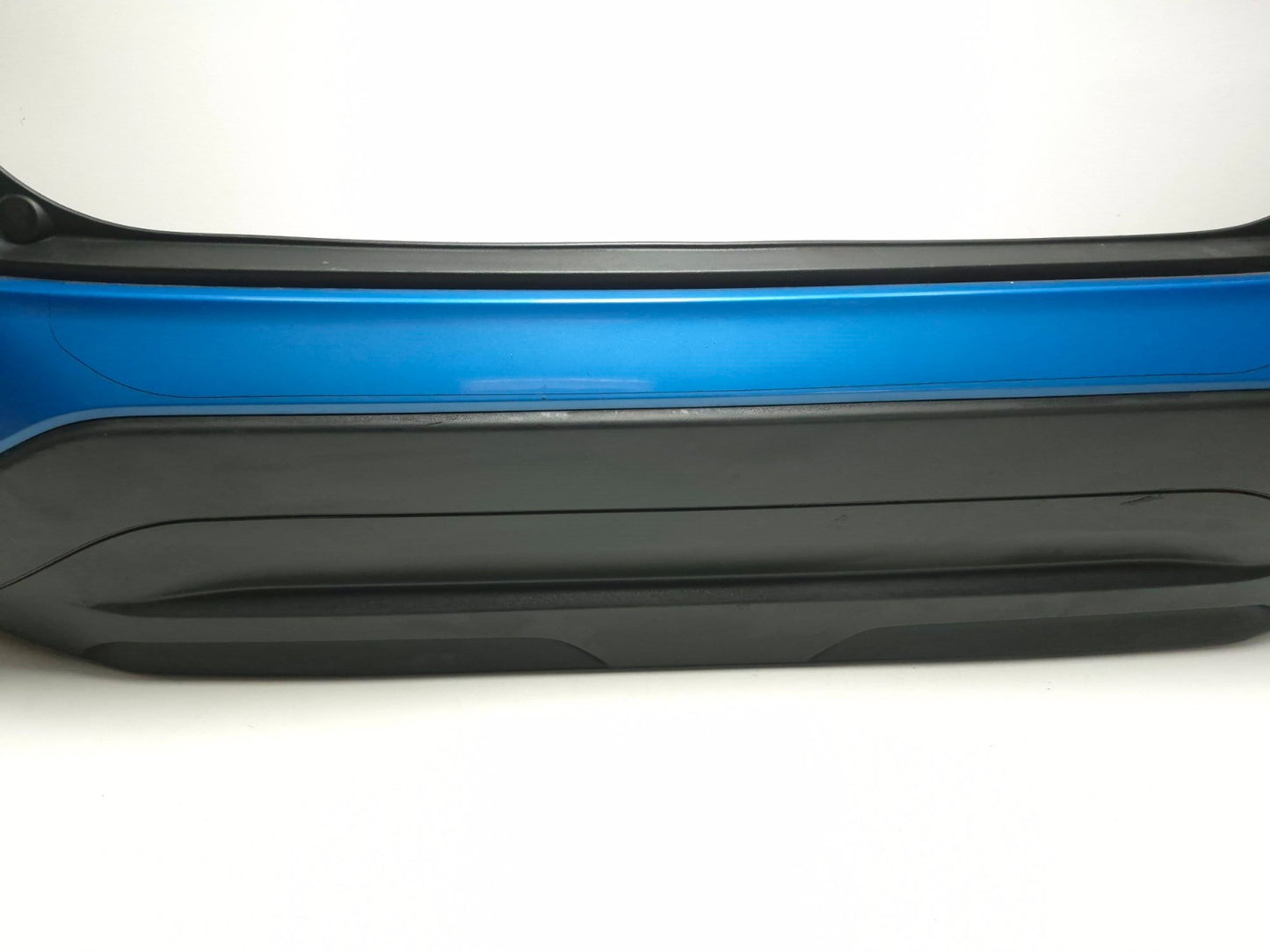 2019 Hyundai Kona Rear Bumper W/ Light OEM