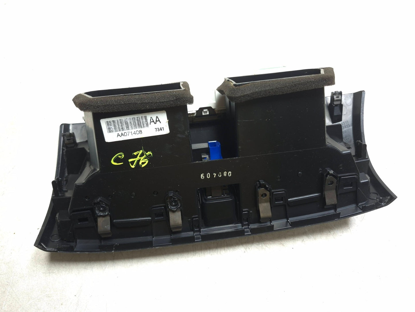 2008 Acura Tl Center Dash AC Heater Air Vent & Display OEM