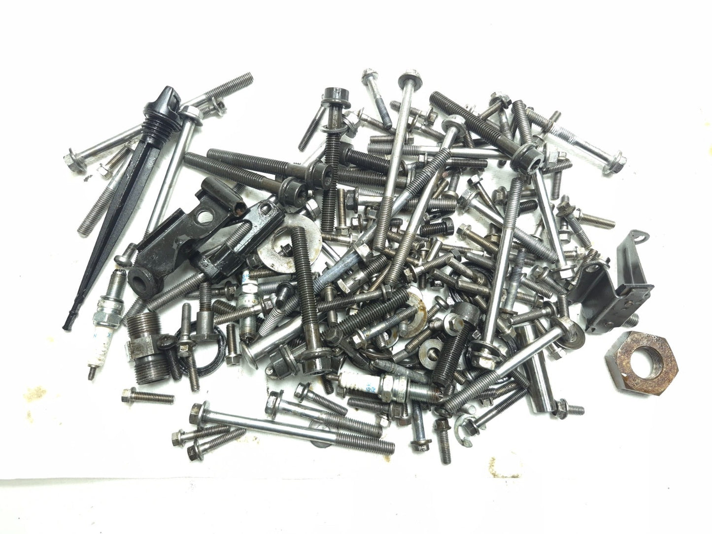 2008 Triumph Sprint St 1050 Engine Misc Bolt Set OEM