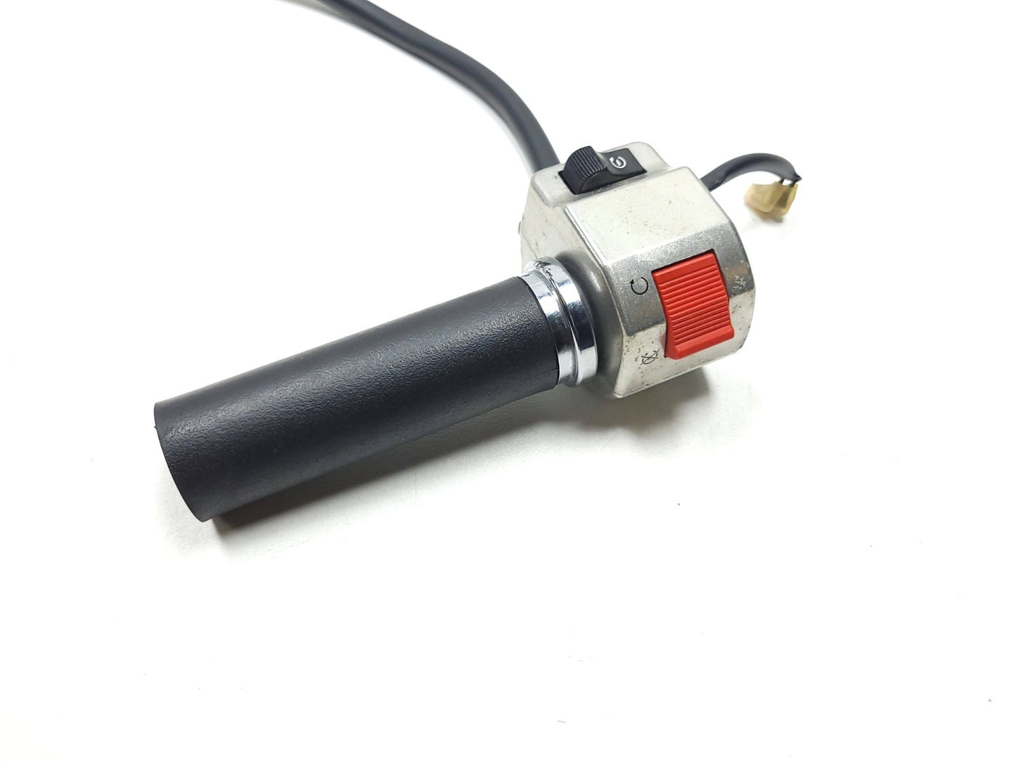 2001 Suzuki Sawage Ls650p Right Switch Throttle Control Cable Grip OEM