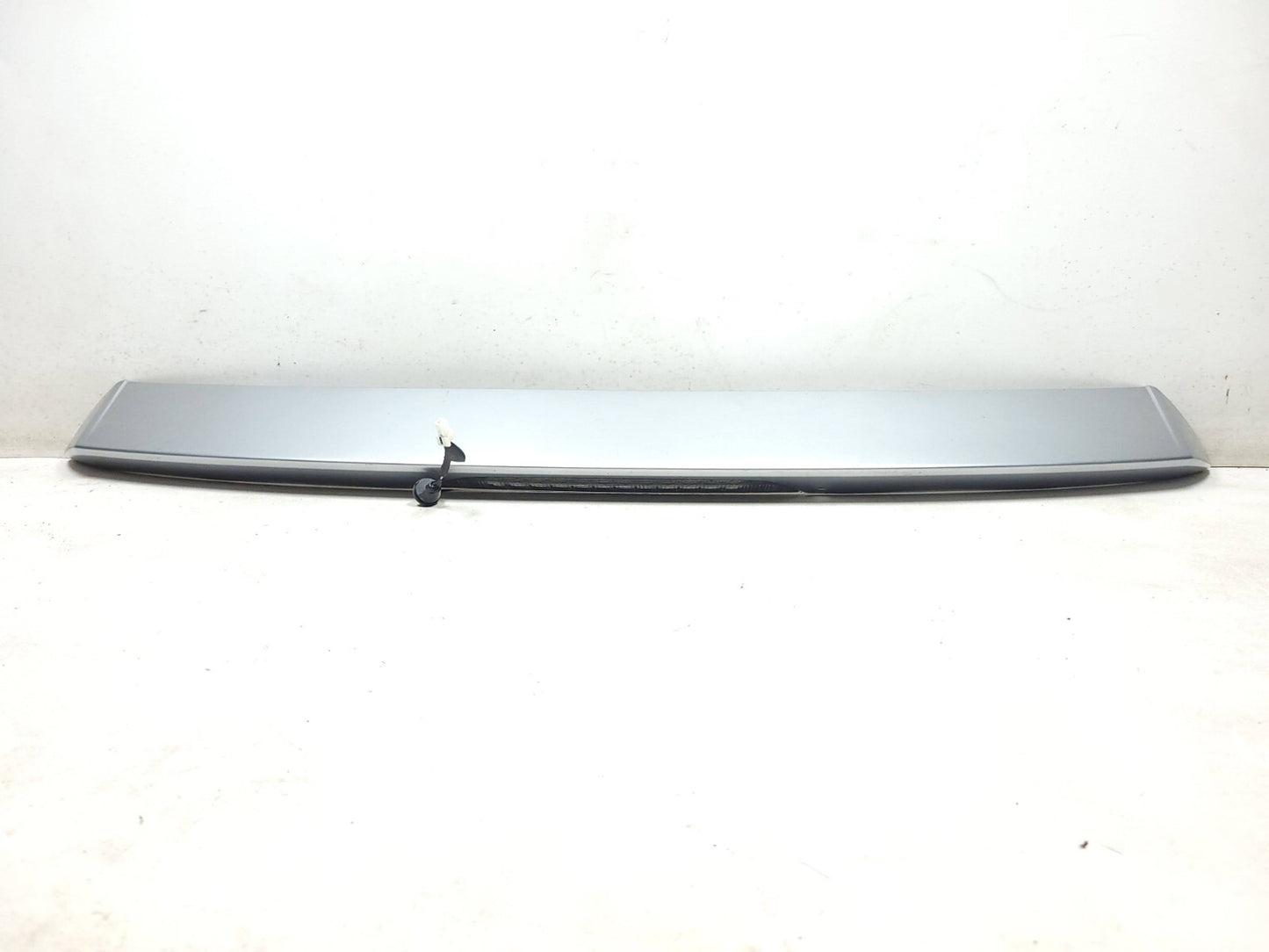 2009 Mitsubishi Outlander Tailgate Spoiler & Third Brake Stop Light Lamp OEM