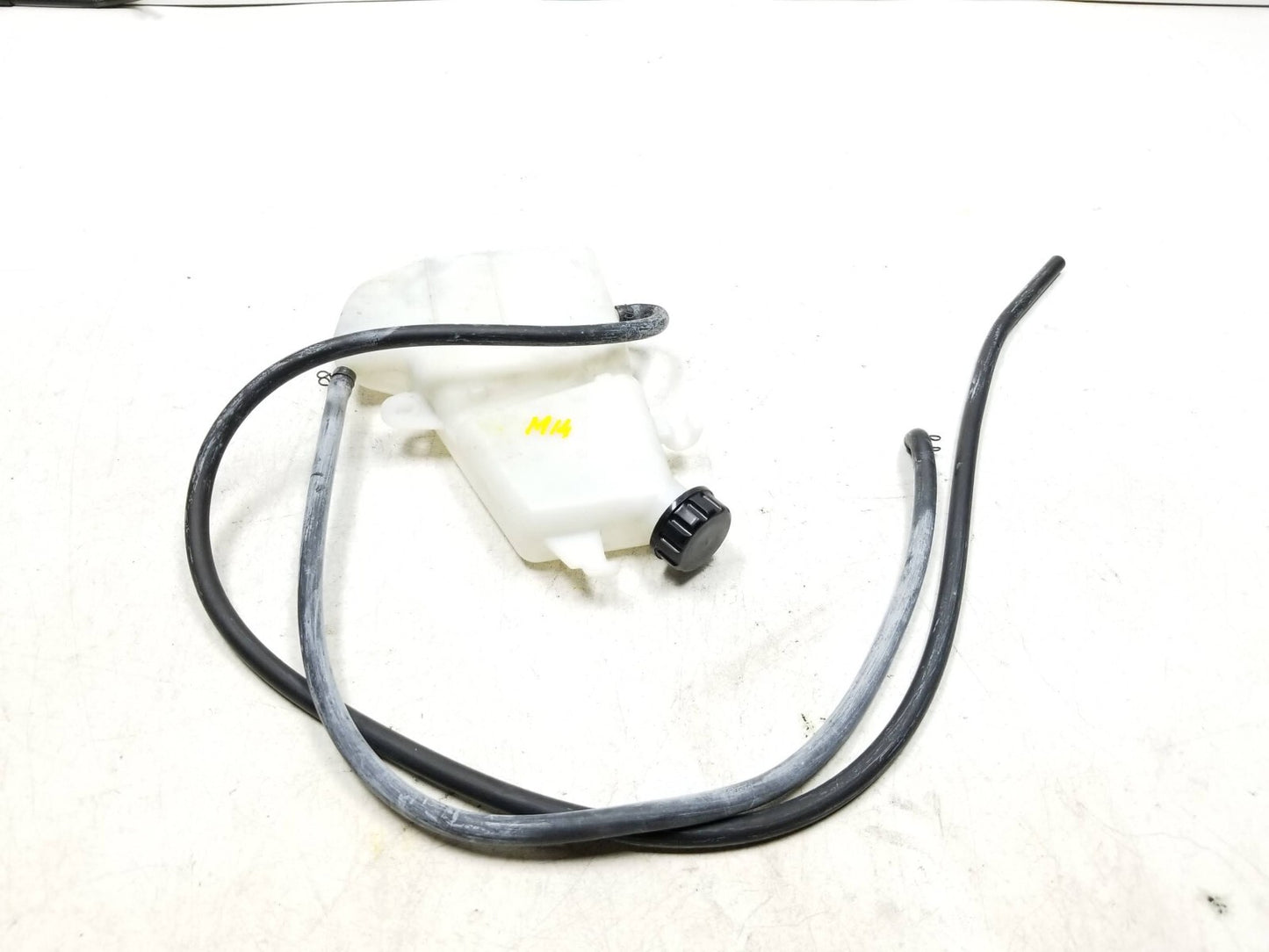 2015-2018 Kawasaki Klz1000 Versys 1000 Coolant Reservoir 43078-0074	 OEM